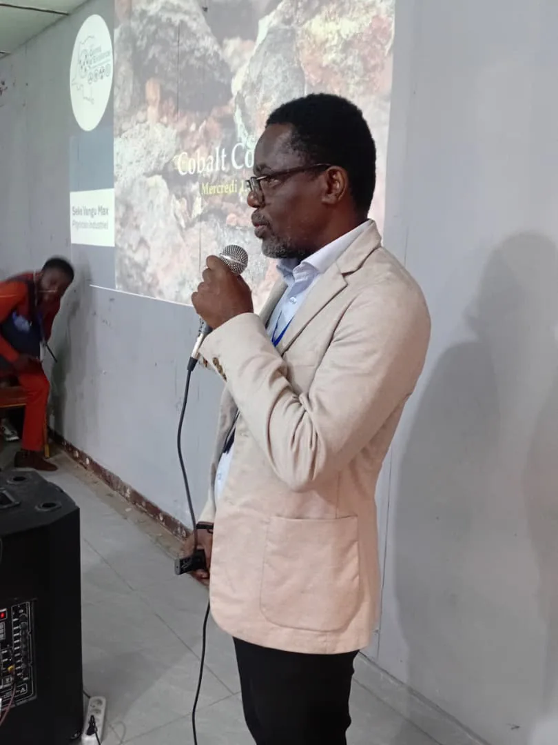 M. SEKE VANGU MAX lors de la matinée scientifique du 12 août 2026